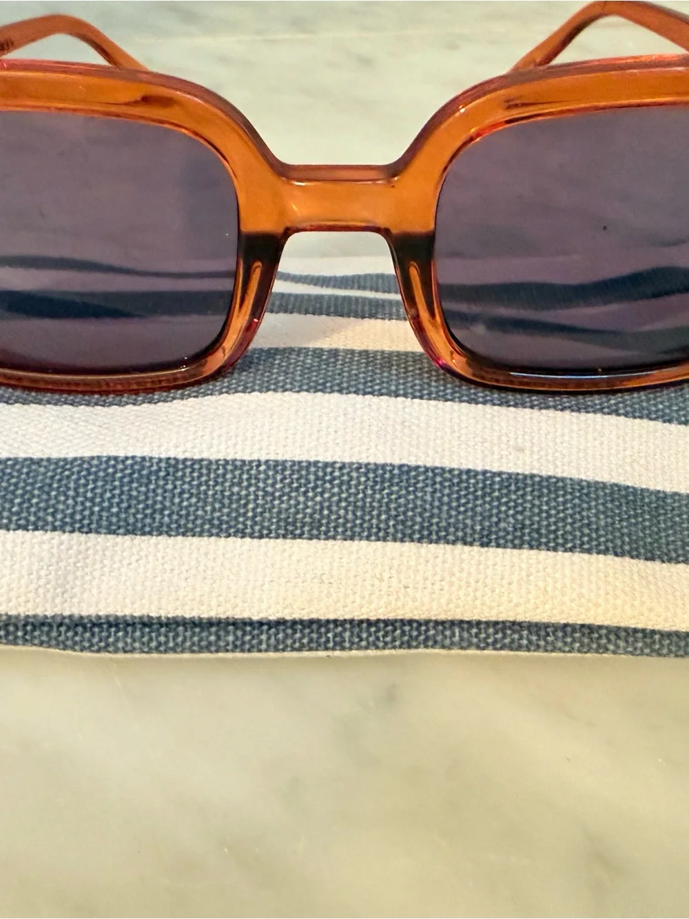 NWOT: IZIPIZI Sunglasses, Sun Play in Orange Smash, 100% UV Protection